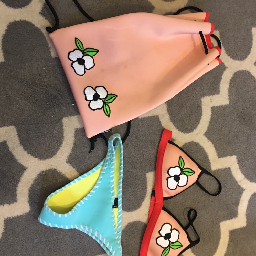 CUTE TRIANGL BIKINI
